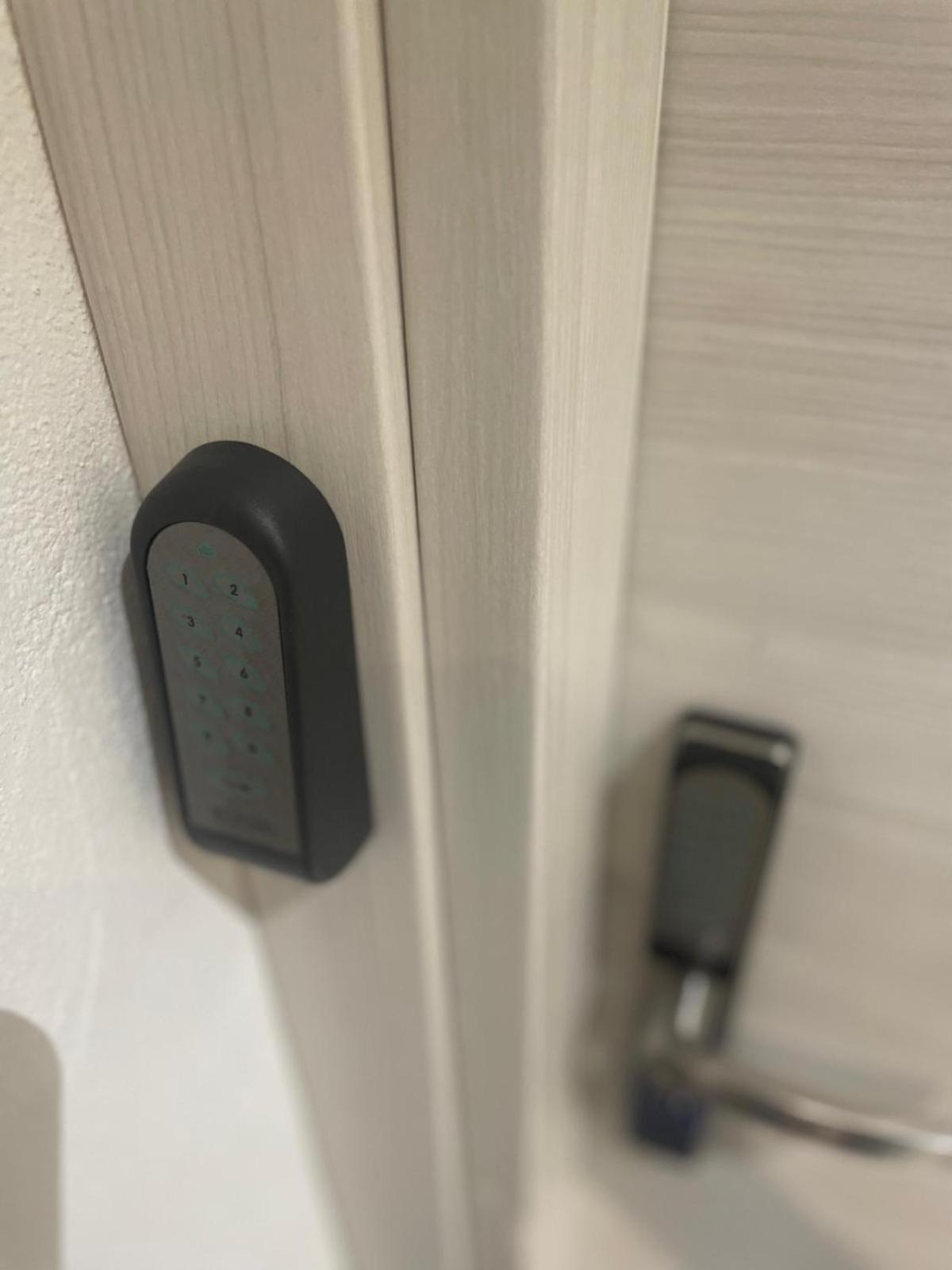 Drooms 4,0 Domotic Smart Self 24H,7 Vicino Treni Porta Susa E Centro Storico Торино Екстериор снимка