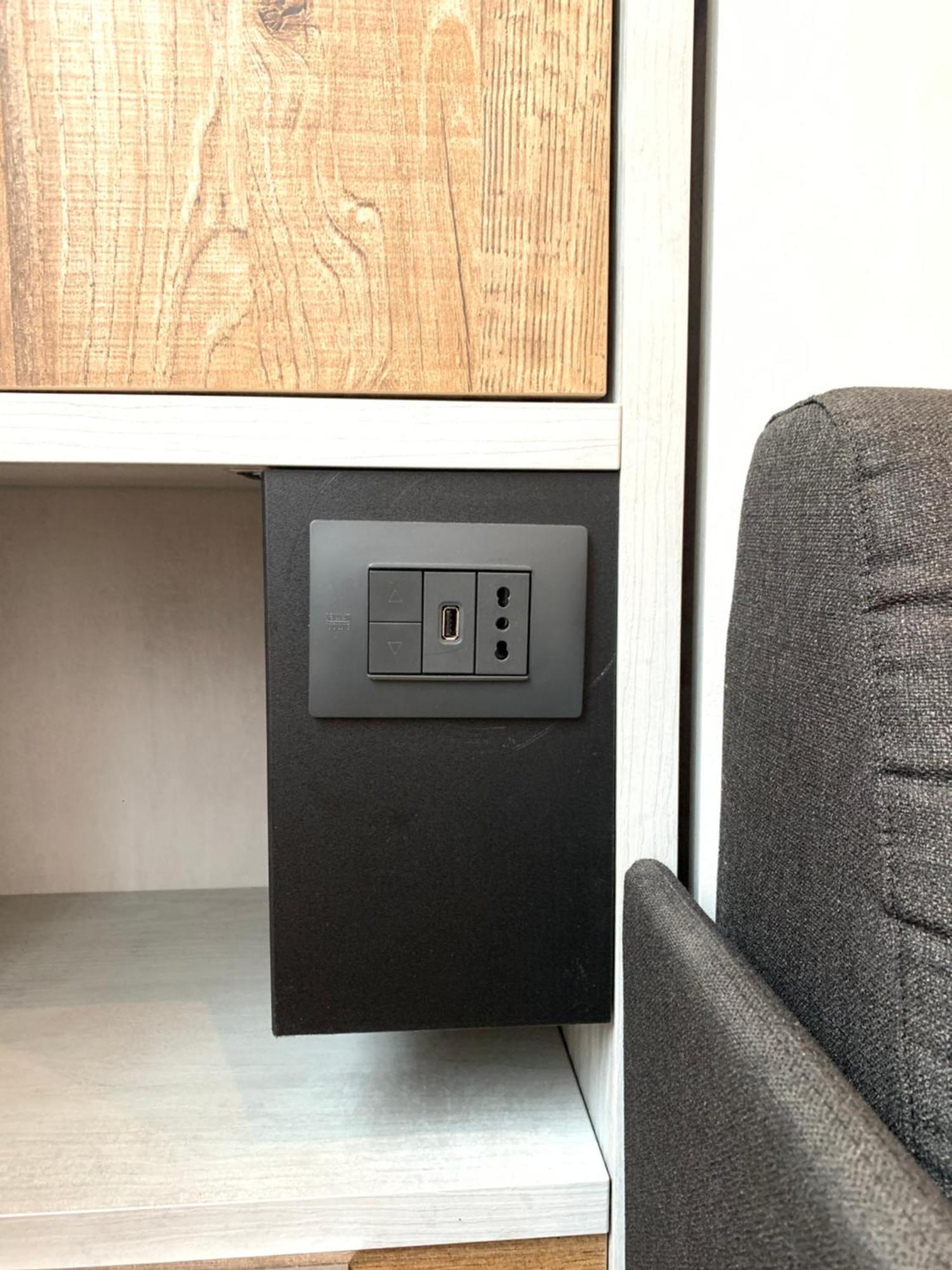 Drooms 4,0 Domotic Smart Self 24H,7 Vicino Treni Porta Susa E Centro Storico Торино Екстериор снимка