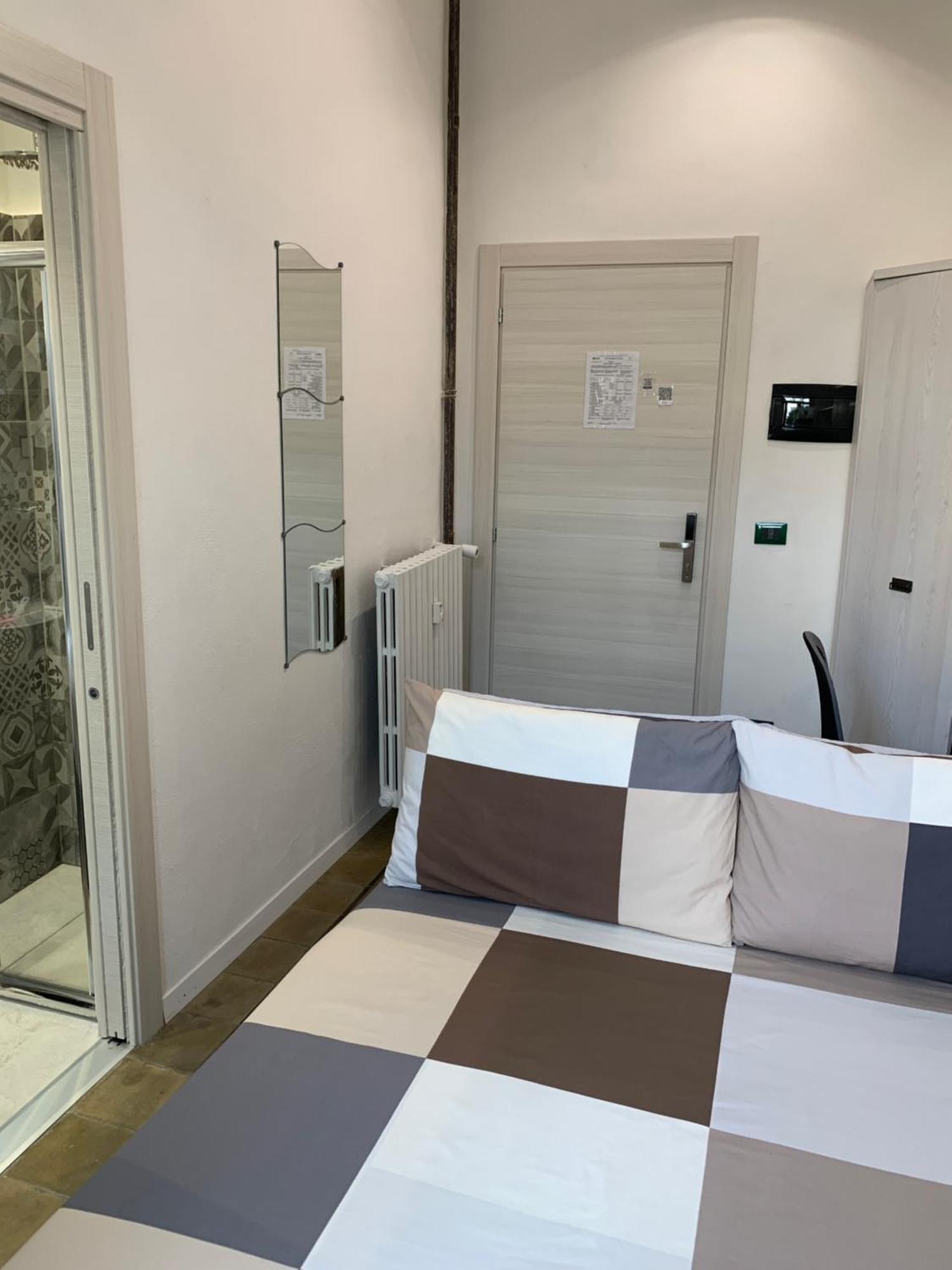 Drooms 4,0 Domotic Smart Self 24H,7 Vicino Treni Porta Susa E Centro Storico Торино Екстериор снимка