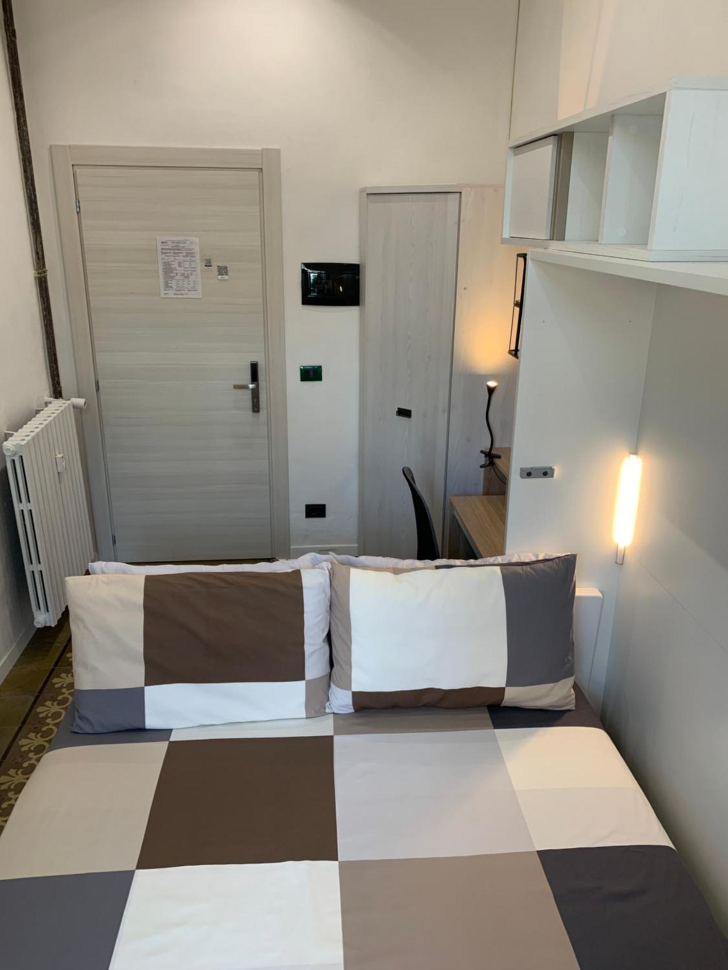 Drooms 4,0 Domotic Smart Self 24H,7 Vicino Treni Porta Susa E Centro Storico Торино Екстериор снимка